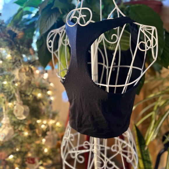 Offline by aerie black cropped tank - Picture 2 of 3